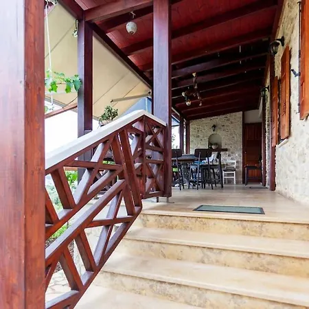 Two Bdr, 2 Bathrm, Family House Χειμάρρα