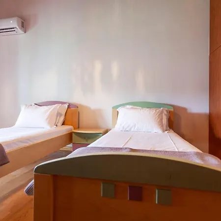 Two Bdr, 2 Bathrm, Family House * Χειμάρρα