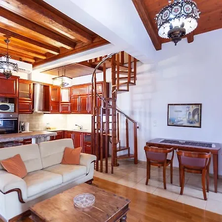 Two Bdr, 2 Bathrm, Family House Villa Himarë